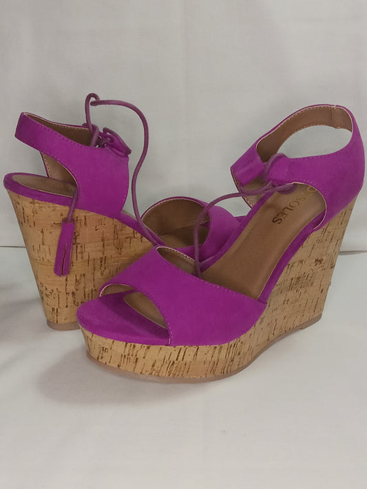 4.5 Inch Fuchsia faux suede Wedge with tassel
